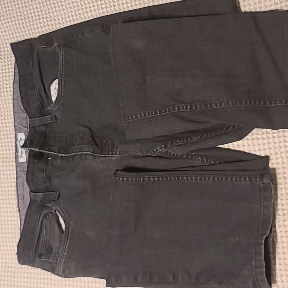 English Laundry dark grey jeans 32×32 $15
